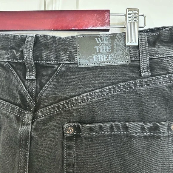 NWT Free People, We The Free Olsen Cuffed Crop Barrel Jeans, Multiple Sizes - Picture 10 of 11